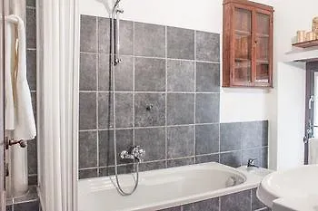 Apartment At The Pier Of - The House Of Travelers Brienno