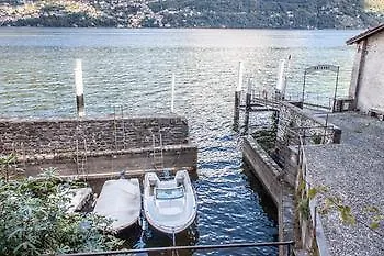 Il Molo By 
