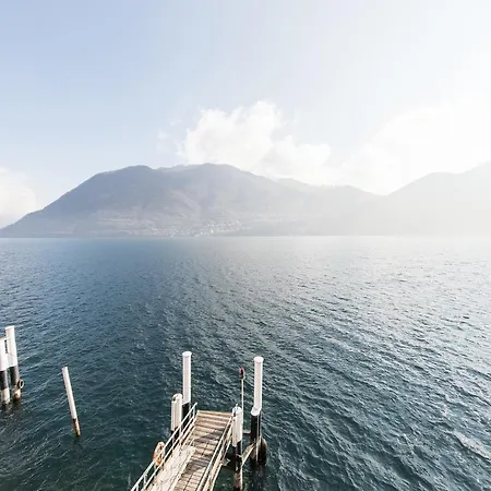 At The Pier Of - The House Of Travelers Brienno