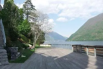 At The Pier Of - The House Of Travelers Appartamento *