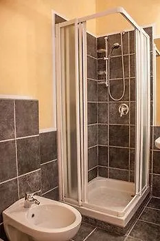 At The Pier Of - The House Of Travelers * Brienno