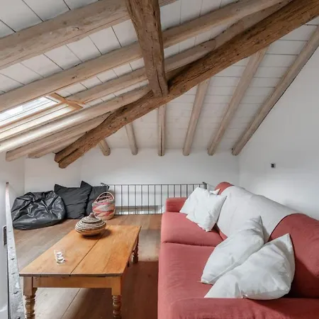 At The Pier Of - The House Of Travelers Brienno