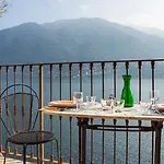 Il Molo By 