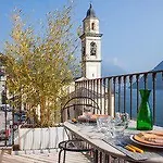 Il Molo By 