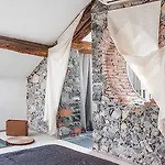 Il Molo By 