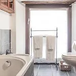 Il Molo By 