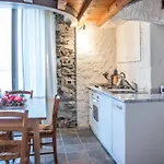 Il Molo By 